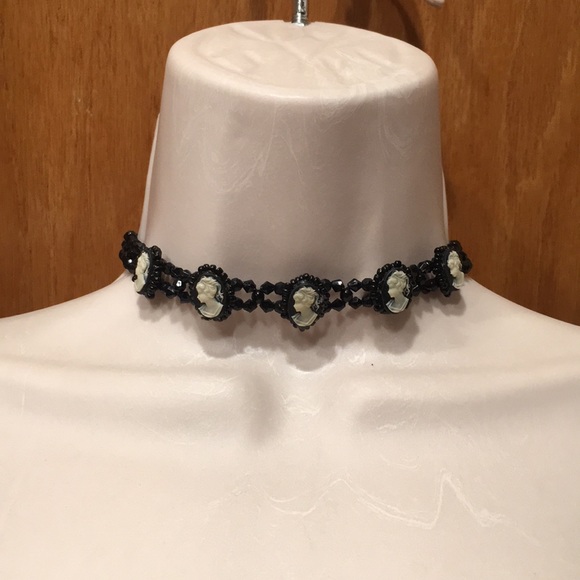Jewelry - Rare Vintage Cameo Style Choker w/Beads & Lace